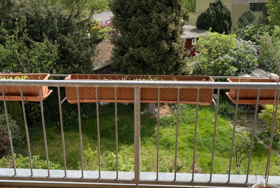 Ostlbalkon_nach_hinten
