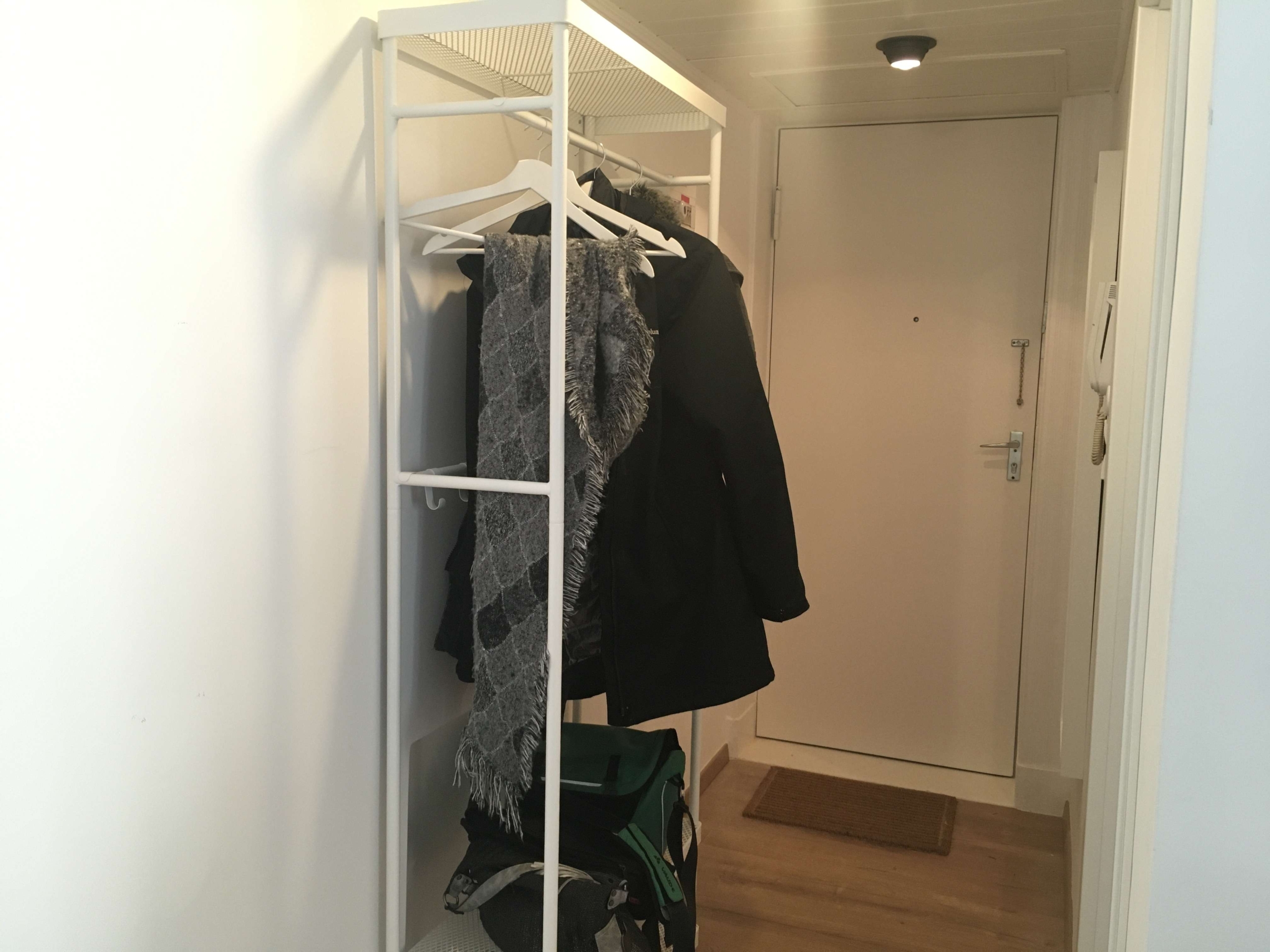 Flur mit Garderobe