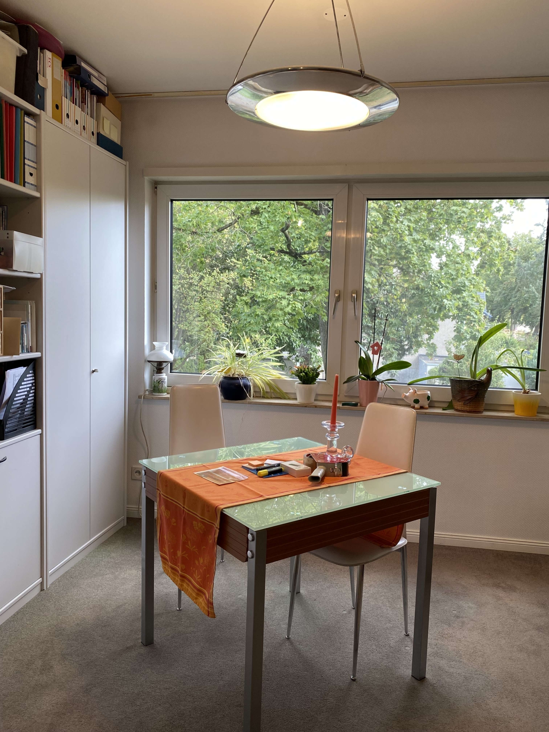 Arbeiten/Kind 2 Fensterfront