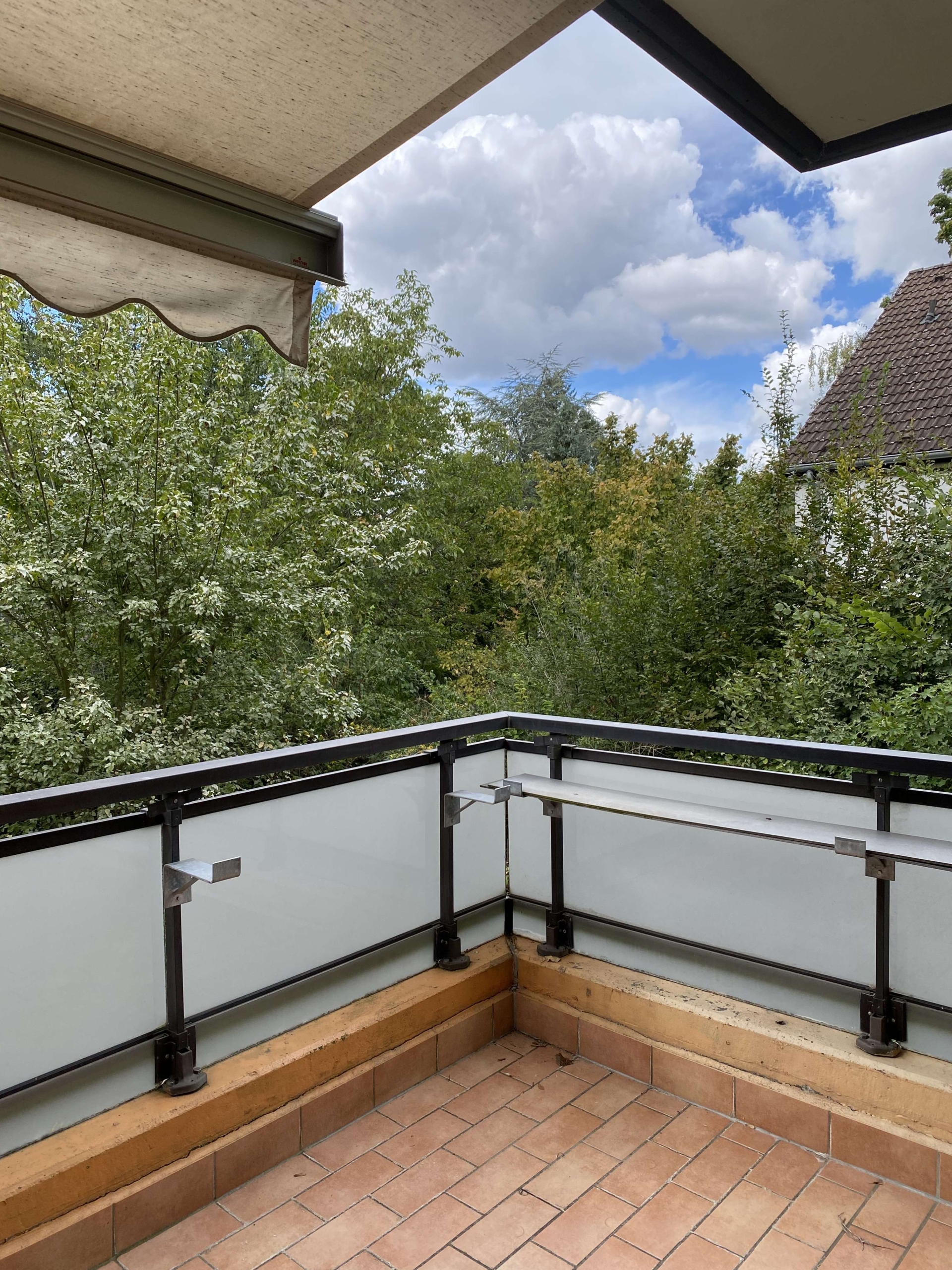 Übereck-Balkonterrasse