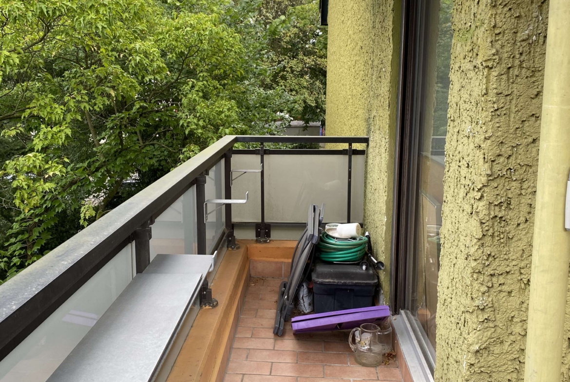 schmalere Seite Balkon