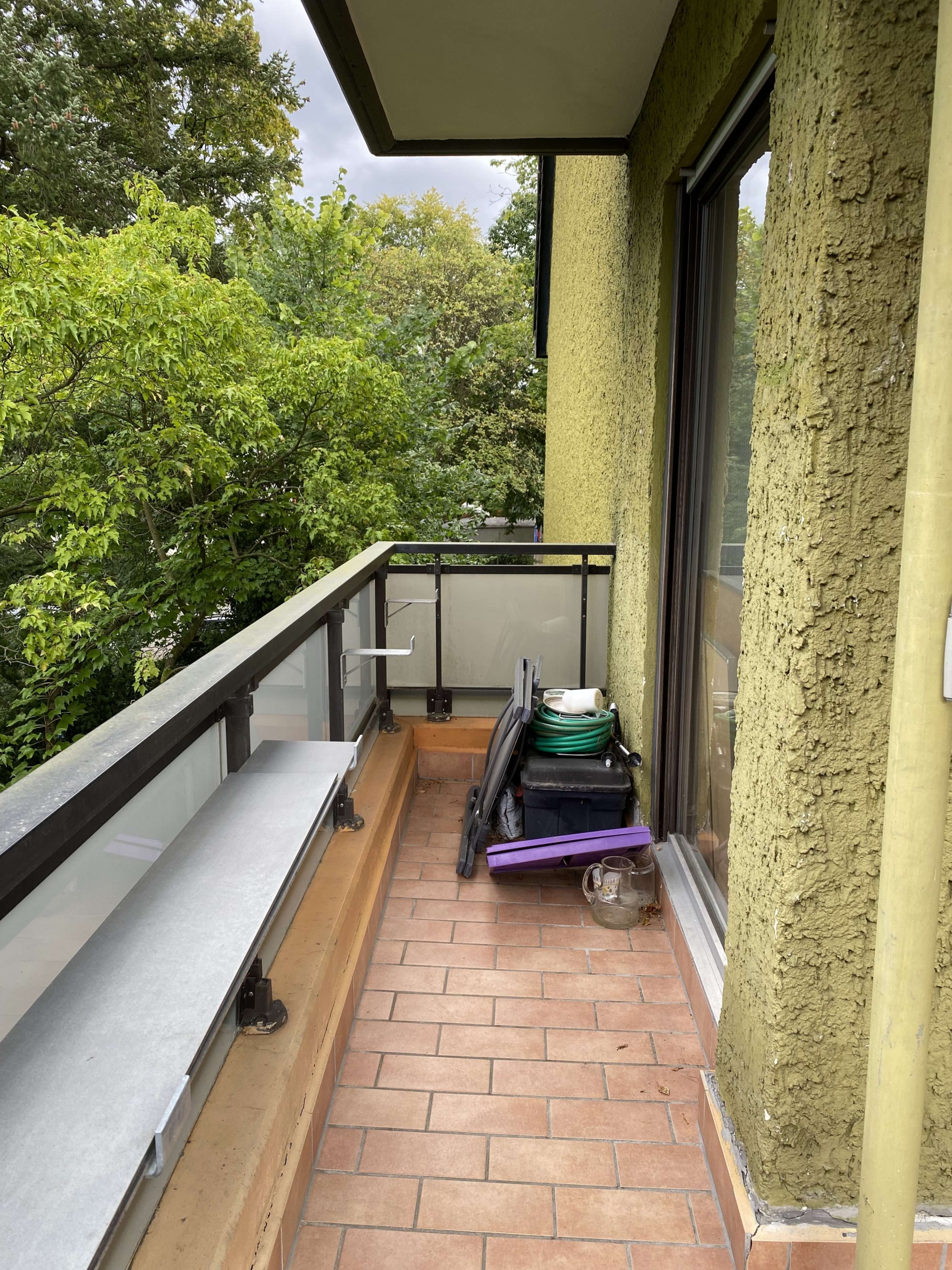 schmalere Seite Balkon