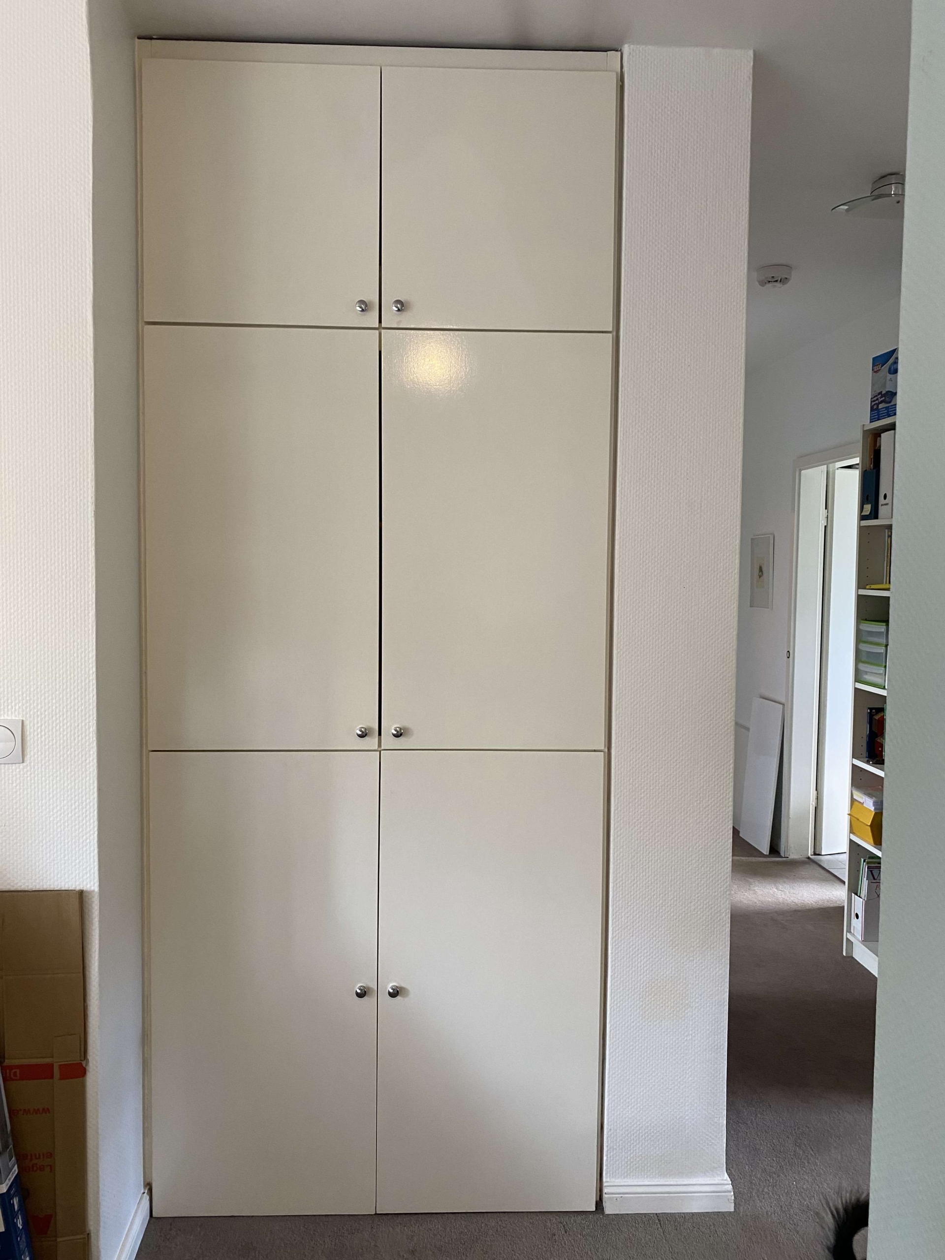Einbauschrank