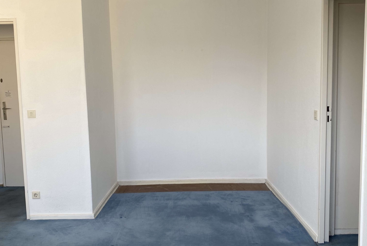 Marathonallee_Schlafnische_nah