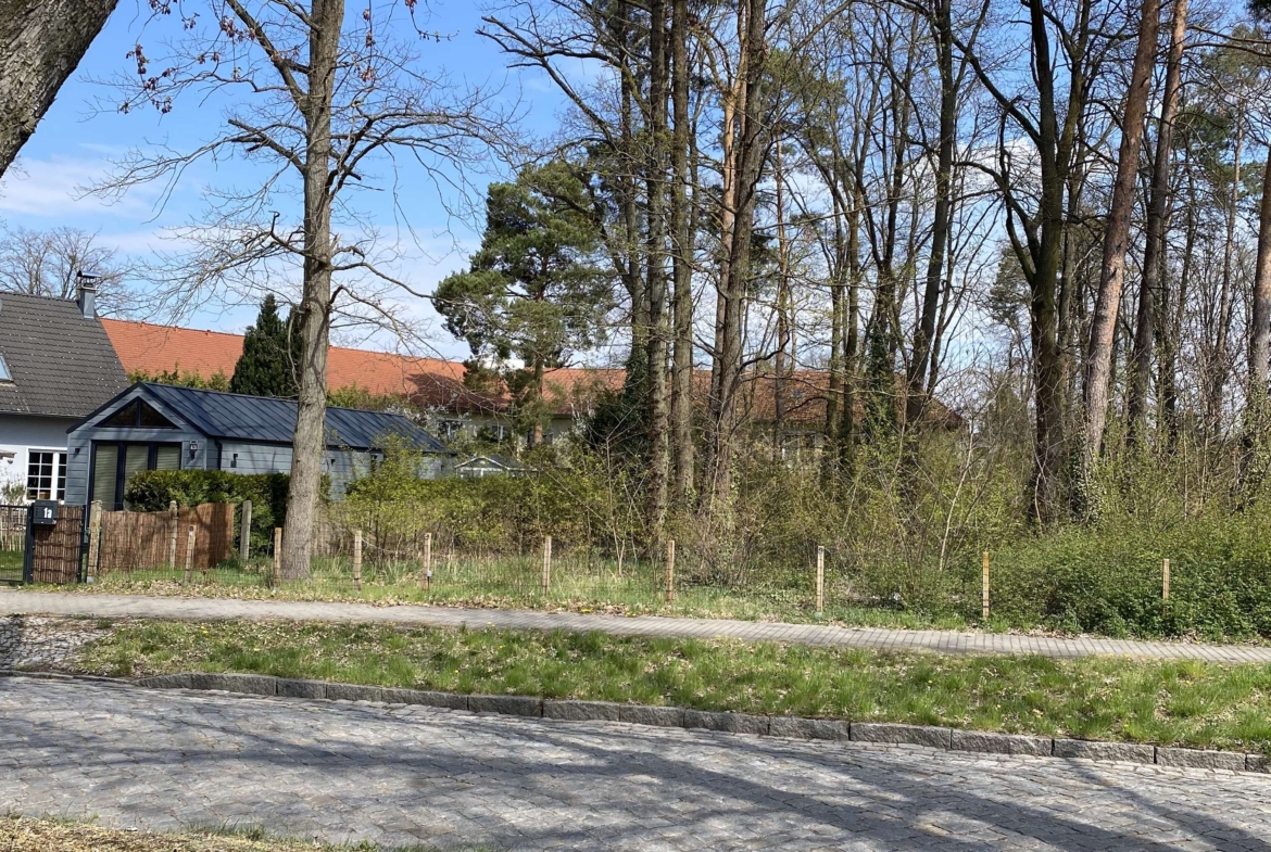 Schulzendorf_Straßenfront_link