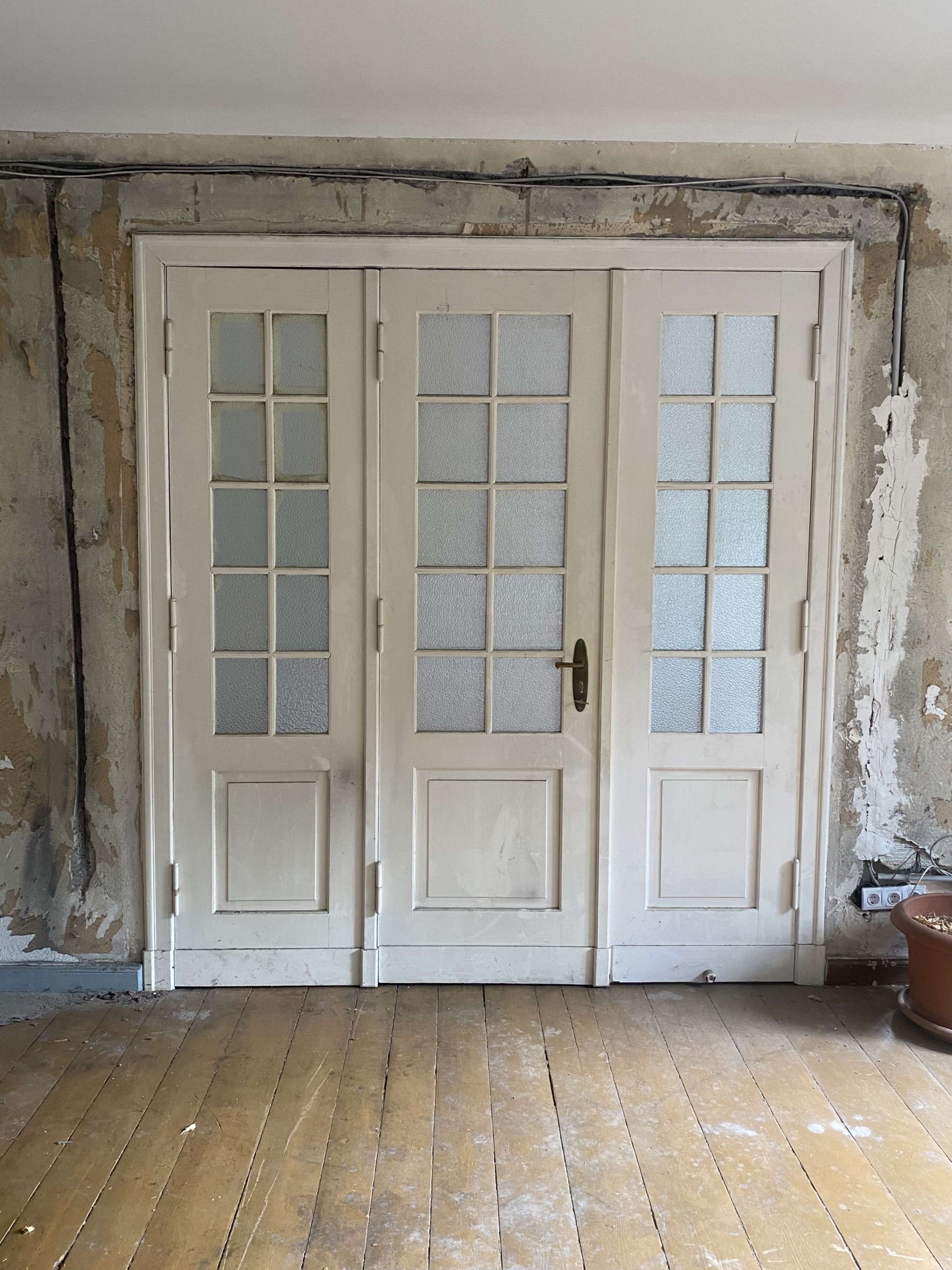 Johanna-Stegen-Dreifachtür_cl Johanna-Stegen-Dreifachtür_cl